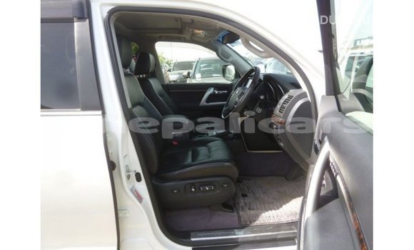 Buy Import Toyota Land Cruiser White Car in Import - Dubai in Bagmati Buy Import Toyota Land Cruiser White Car in Import - Dubai in Bagmati