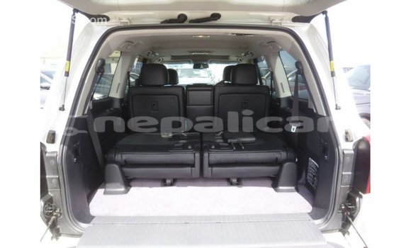 Buy Import Toyota Land Cruiser White Car in Import - Dubai in Bagmati Buy Import Toyota Land Cruiser White Car in Import - Dubai in Bagmati