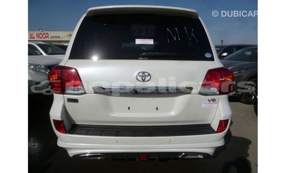 Buy Import Toyota Land Cruiser White Car in Import - Dubai in Bagmati Buy Import Toyota Land Cruiser White Car in Import - Dubai in Bagmati