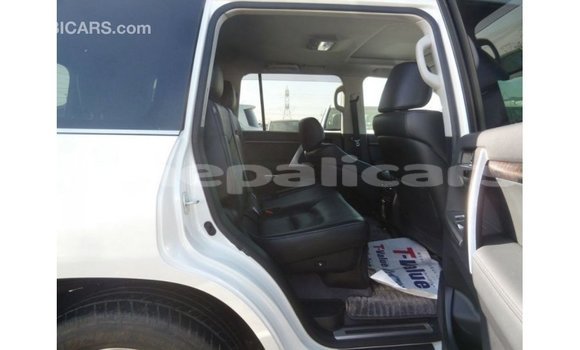 Buy Import Toyota Land Cruiser White Car in Import - Dubai in Bagmati Buy Import Toyota Land Cruiser White Car in Import - Dubai in Bagmati