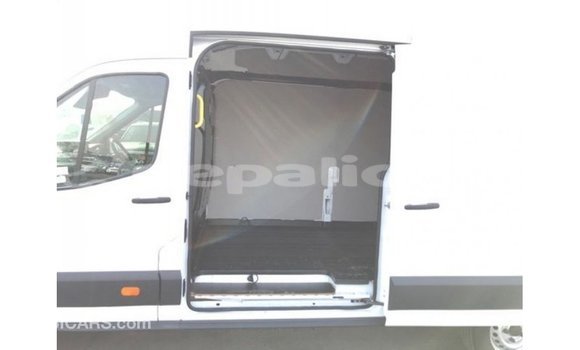 Buy Import Ford Club Wagon White Car in Import - Dubai in Bagmati Buy Import Ford Club Wagon White Car in Import - Dubai in Bagmati