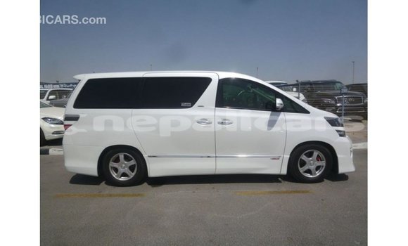 Buy Import Toyota Vellfire White Car in Import - Dubai in Bagmati Buy Import Toyota Vellfire White Car in Import - Dubai in Bagmati
