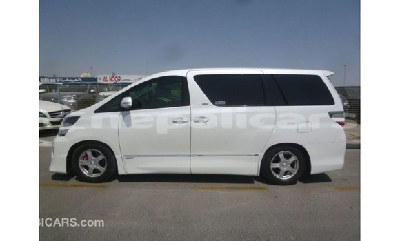 Buy Import Toyota Vellfire White Car in Import - Dubai in Bagmati Buy Import Toyota Vellfire White Car in Import - Dubai in Bagmati