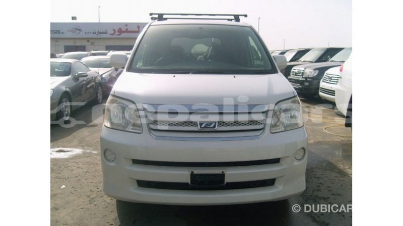 Big with watermark toyota noah bagmati import dubai 2447