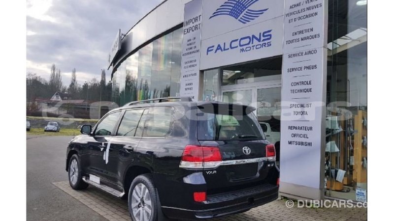 Big with watermark toyota land cruiser bagmati import dubai 2465