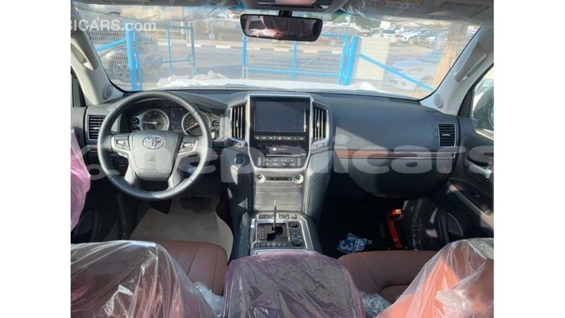 Big with watermark toyota land cruiser bagmati import dubai 2465