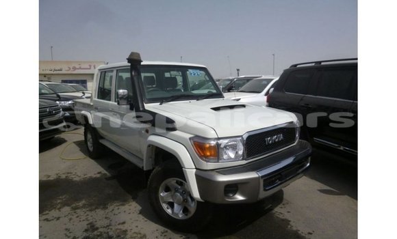 Buy Import Toyota Land Cruiser White Car in Import - Dubai in Bagmati Buy Import Toyota Land Cruiser White Car in Import - Dubai in Bagmati
