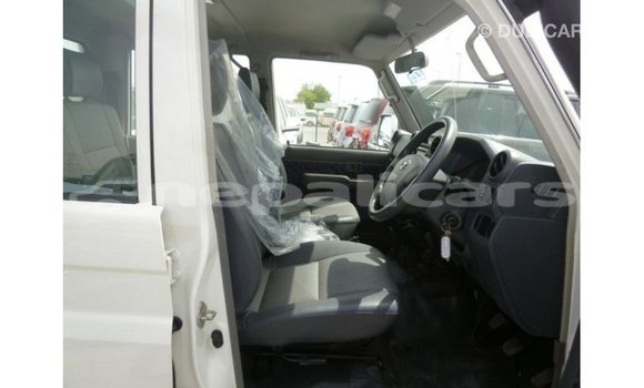 Buy Import Toyota Land Cruiser White Car in Import - Dubai in Bagmati Buy Import Toyota Land Cruiser White Car in Import - Dubai in Bagmati