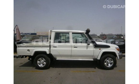 Buy Import Toyota Land Cruiser White Car in Import - Dubai in Bagmati Buy Import Toyota Land Cruiser White Car in Import - Dubai in Bagmati