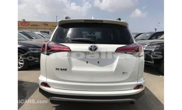 Buy Import Toyota 4Runner White Car in Import - Dubai in Bagmati Buy Import Toyota 4Runner White Car in Import - Dubai in Bagmati