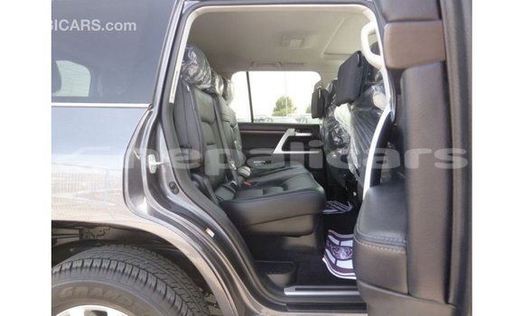 Buy Import Toyota Land Cruiser Other Car in Import - Dubai in Bagmati Buy Import Toyota Land Cruiser Other Car in Import - Dubai in Bagmati