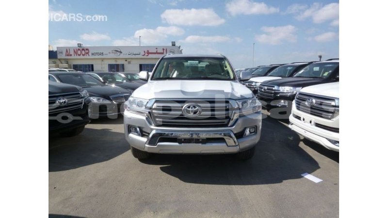 Big with watermark toyota land cruiser bagmati import dubai 2500