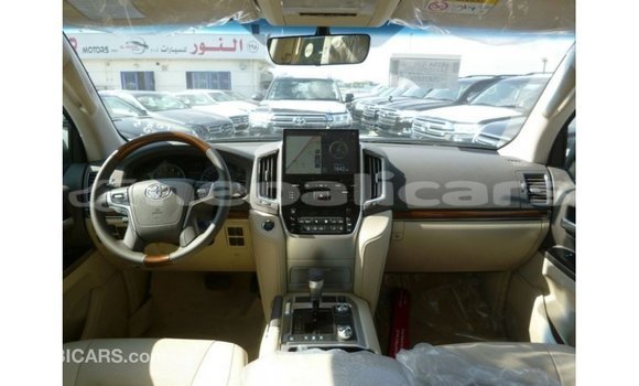 Buy Import Toyota Land Cruiser Other Car in Import - Dubai in Bagmati Buy Import Toyota Land Cruiser Other Car in Import - Dubai in Bagmati