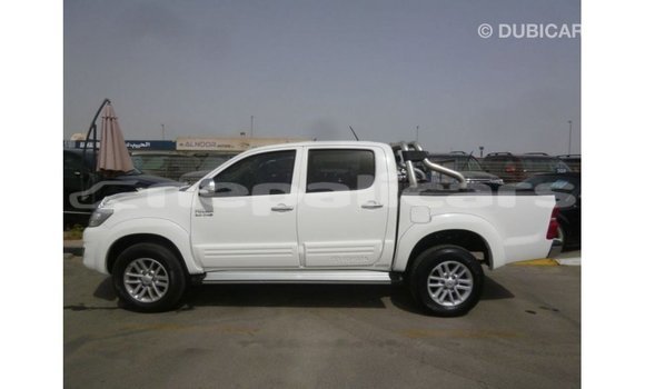 Buy Import Toyota Hilux White Car in Import - Dubai in Bagmati Buy Import Toyota Hilux White Car in Import - Dubai in Bagmati