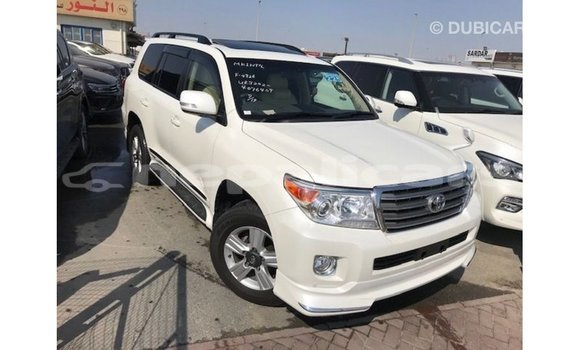 Buy Import Toyota Land Cruiser White Car in Import - Dubai in Bagmati Buy Import Toyota Land Cruiser White Car in Import - Dubai in Bagmati