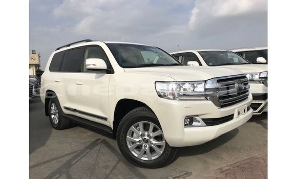 Buy Import Toyota Land Cruiser White Car in Import - Dubai in Bagmati Buy Import Toyota Land Cruiser White Car in Import - Dubai in Bagmati