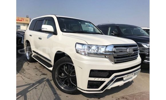 Buy Import Toyota Land Cruiser White Car in Import - Dubai in Bagmati Buy Import Toyota Land Cruiser White Car in Import - Dubai in Bagmati