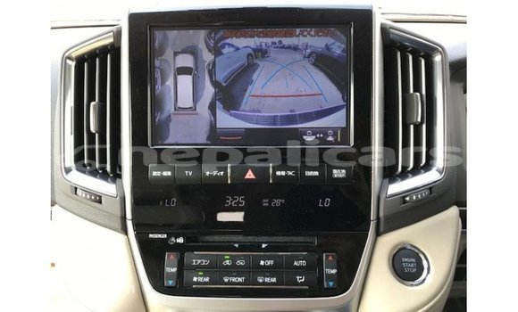 Buy Import Toyota Land Cruiser White Car in Import - Dubai in Bagmati Buy Import Toyota Land Cruiser White Car in Import - Dubai in Bagmati