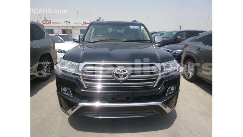 Big with watermark toyota land cruiser bagmati import dubai 2551