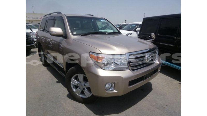 Big with watermark toyota land cruiser bagmati import dubai 2553