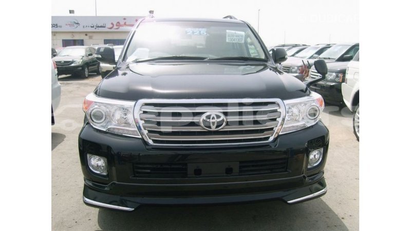 Big with watermark toyota land cruiser bagmati import dubai 2554