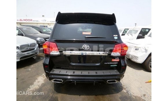 Buy Import Toyota Land Cruiser Black Car in Import - Dubai in Bagmati Buy Import Toyota Land Cruiser Black Car in Import - Dubai in Bagmati
