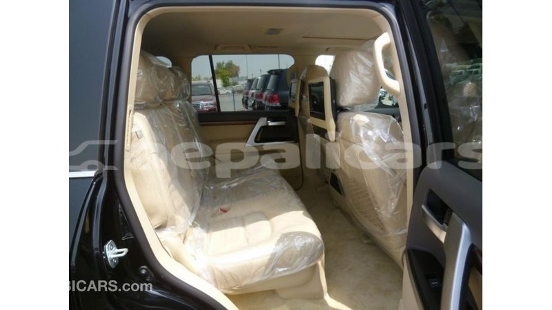 Big with watermark toyota land cruiser bagmati import dubai 2570