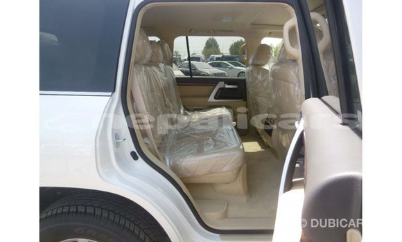 Buy Import Toyota Land Cruiser White Car in Import - Dubai in Bagmati Buy Import Toyota Land Cruiser White Car in Import - Dubai in Bagmati