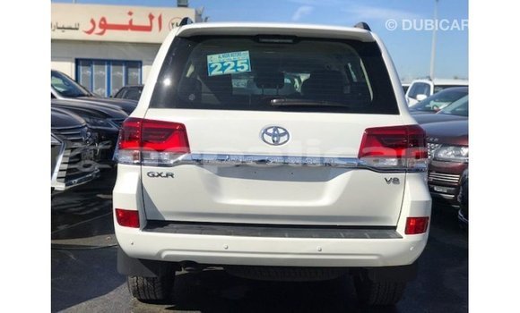 Buy Import Toyota Land Cruiser White Car in Import - Dubai in Bagmati Buy Import Toyota Land Cruiser White Car in Import - Dubai in Bagmati