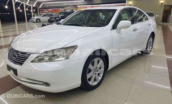 Buy Import Lexus ES White Car in Import - Dubai in Bagmati Buy Import Lexus ES White Car in Import - Dubai in Bagmati