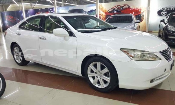 Buy Import Lexus ES White Car in Import - Dubai in Bagmati Buy Import Lexus ES White Car in Import - Dubai in Bagmati