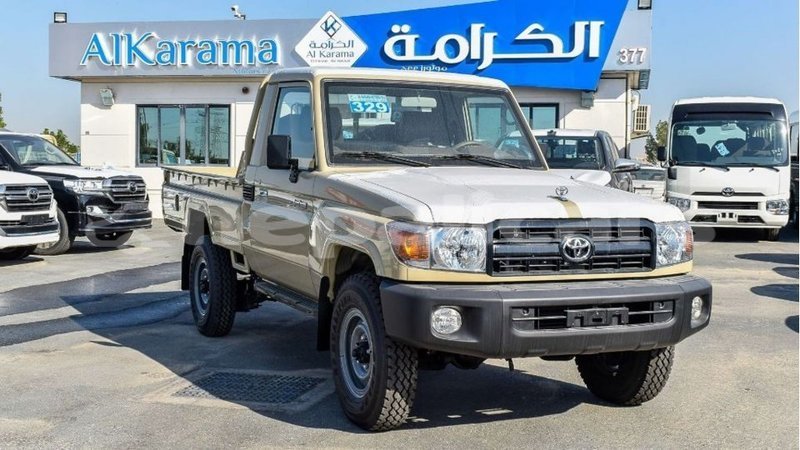 Big with watermark toyota land cruiser bagmati import dubai 2591