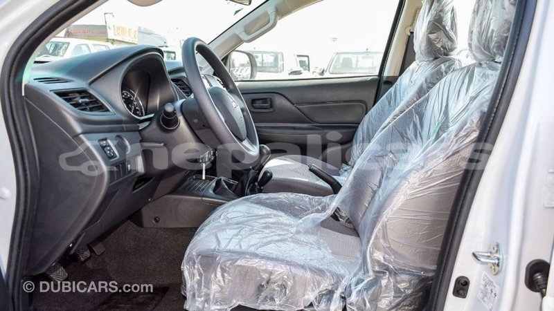 Big with watermark mitsubishi l200 bagmati import dubai 2593