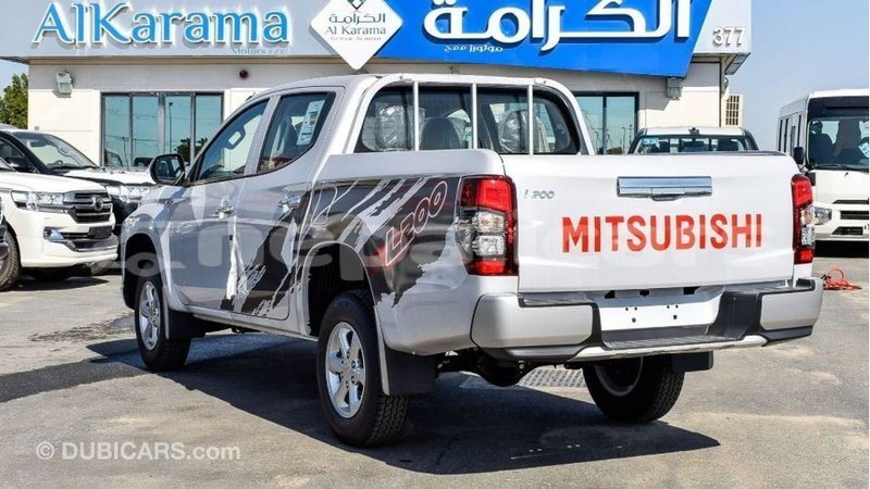 Big with watermark mitsubishi l200 bagmati import dubai 2593