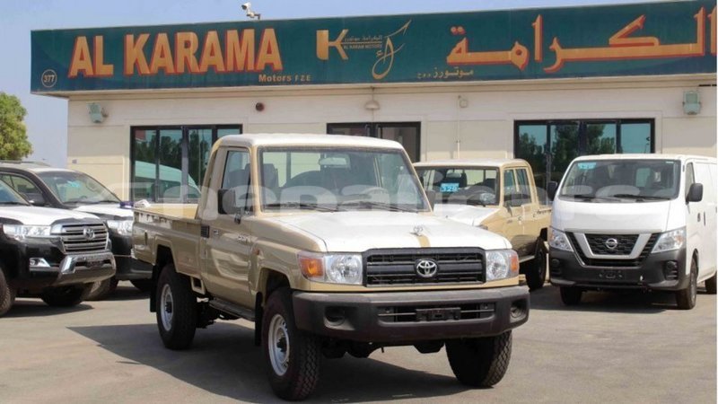 Big with watermark toyota land cruiser bagmati import dubai 2594