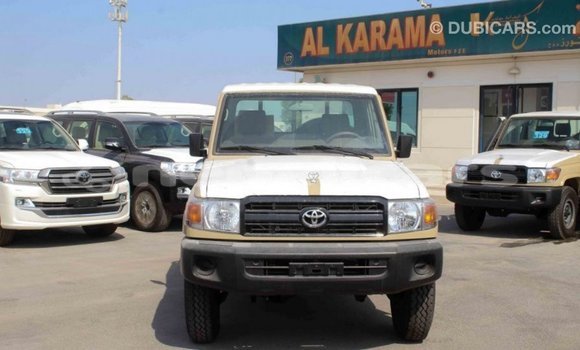 Buy Import Toyota Land Cruiser Beige Car in Import - Dubai in Bagmati Buy Import Toyota Land Cruiser Beige Car in Import - Dubai in Bagmati