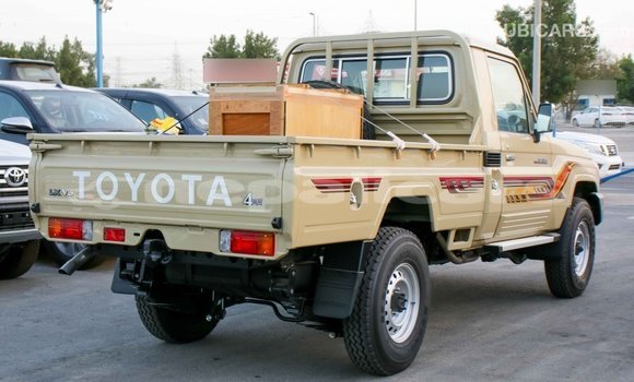 Buy Import Toyota Land Cruiser Beige Car in Import - Dubai in Bagmati Buy Import Toyota Land Cruiser Beige Car in Import - Dubai in Bagmati