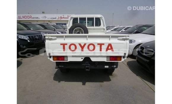 Buy Import Toyota Land Cruiser White Car in Import - Dubai in Bagmati Buy Import Toyota Land Cruiser White Car in Import - Dubai in Bagmati