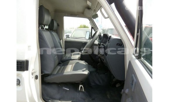 Buy Import Toyota Land Cruiser White Car in Import - Dubai in Bagmati Buy Import Toyota Land Cruiser White Car in Import - Dubai in Bagmati