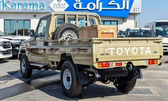 Buy Import Toyota Land Cruiser Beige Car in Import - Dubai in Bagmati Buy Import Toyota Land Cruiser Beige Car in Import - Dubai in Bagmati