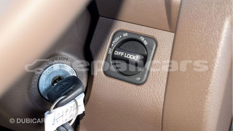 Big with watermark toyota land cruiser bagmati import dubai 2608