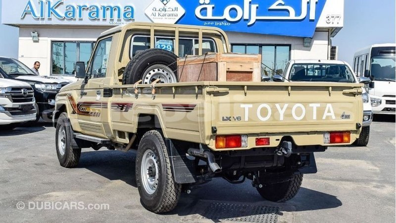 Big with watermark toyota land cruiser bagmati import dubai 2608