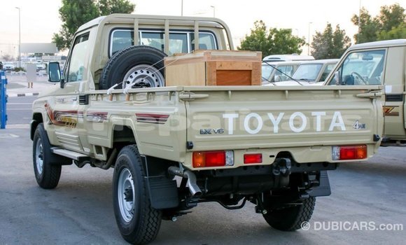 Buy Import Toyota Land Cruiser Beige Car in Import - Dubai in Bagmati Buy Import Toyota Land Cruiser Beige Car in Import - Dubai in Bagmati