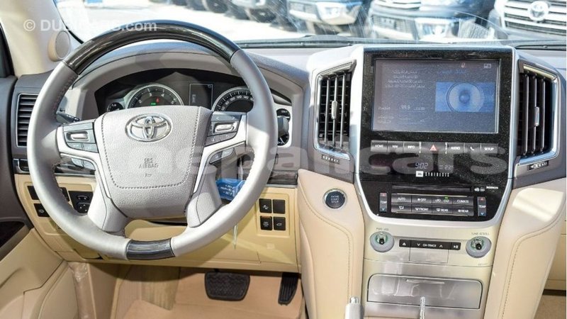Big with watermark toyota land cruiser bagmati import dubai 2621