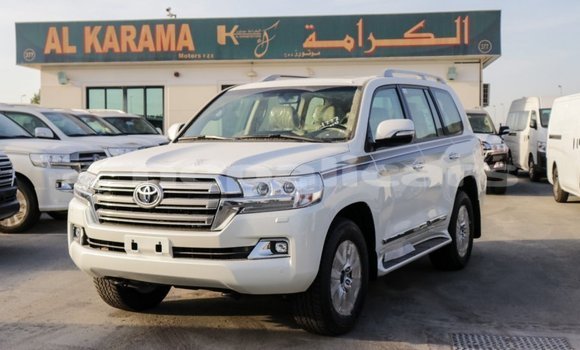 Buy Import Toyota Land Cruiser White Car in Import - Dubai in Bagmati Buy Import Toyota Land Cruiser White Car in Import - Dubai in Bagmati