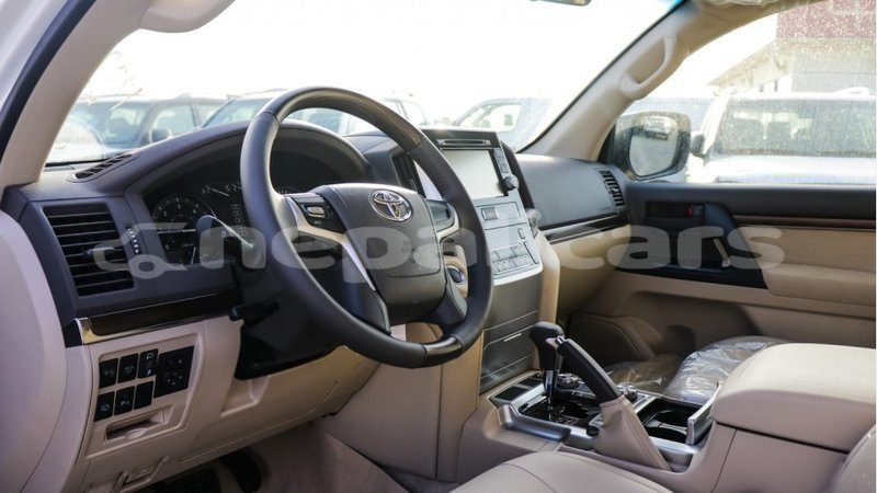 Big with watermark toyota land cruiser bagmati import dubai 2625