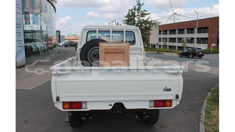 Big with watermark toyota land cruiser bagmati import dubai 2635