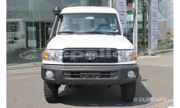 Buy Import Toyota Land Cruiser White Car in Import - Dubai in Bagmati Buy Import Toyota Land Cruiser White Car in Import - Dubai in Bagmati