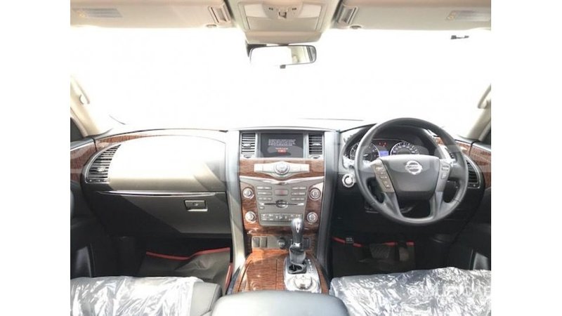 Big with watermark nissan patrol bagmati import dubai 2645
