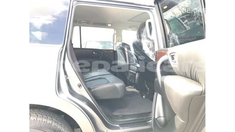 Big with watermark nissan patrol bagmati import dubai 2645